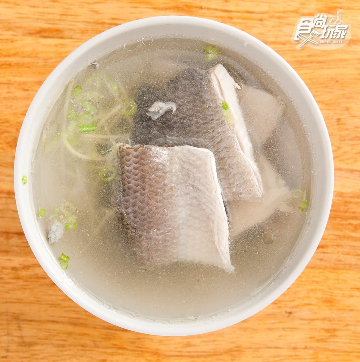 台南人的口袋美食(3)!安平區7家吃貨指定:獨門紅麴牛肉羹、飯店級當歸鴨麵線、日賣百斤蚵捲 台南人的口袋美食(3)!安平區7家吃貨指定:獨門紅麴牛肉羹、飯店級當歸鴨麵線、日賣百斤蚵捲