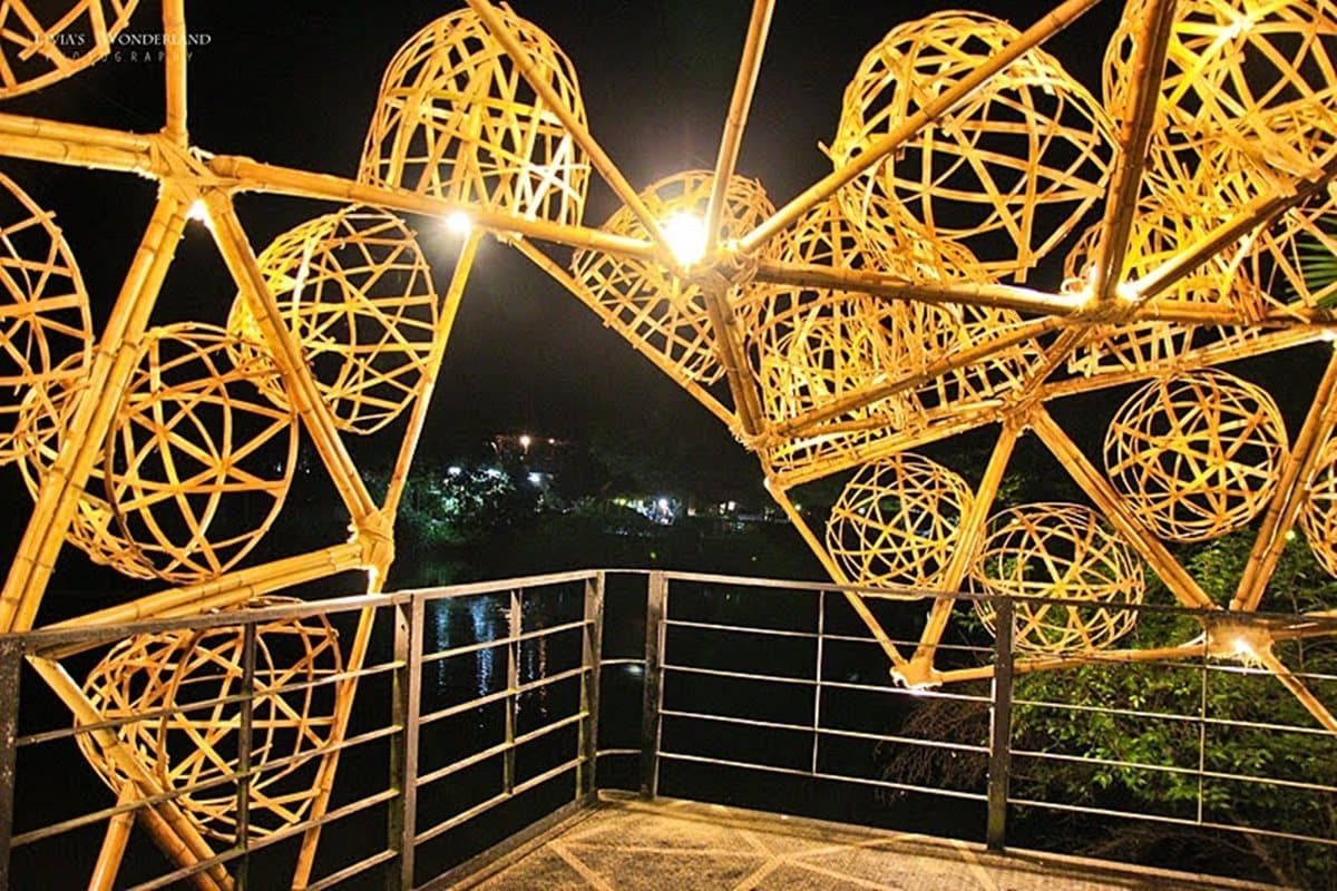 IG打卡新亮點!新竹「蘑菇森林」地景藝術越夜愈美麗 IG打卡新亮點!新竹「蘑菇森林」地景藝術越夜愈美麗