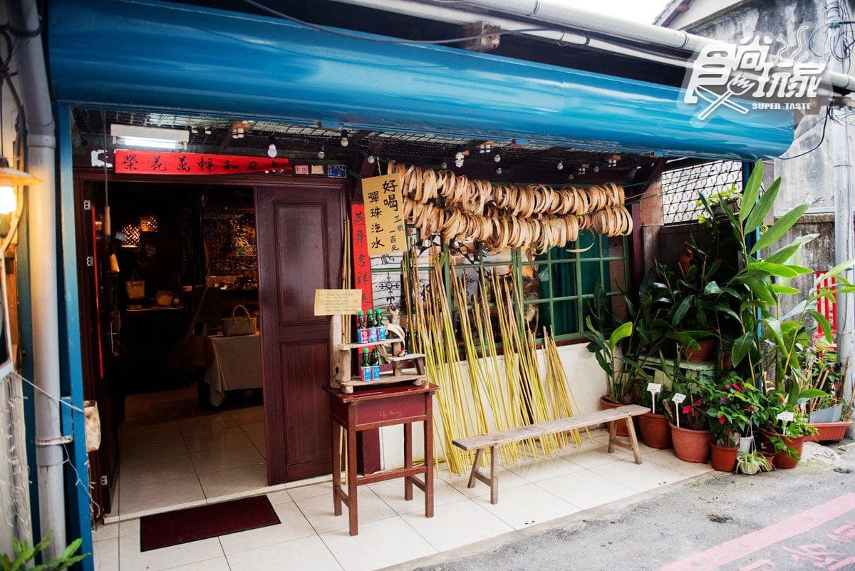 柴犬咖啡、冰花煎餃都在這!好拍好吃花蓮博愛特區文青一條巷 柴犬咖啡、冰花煎餃都在這!好拍好吃花蓮博愛特區文青一條巷