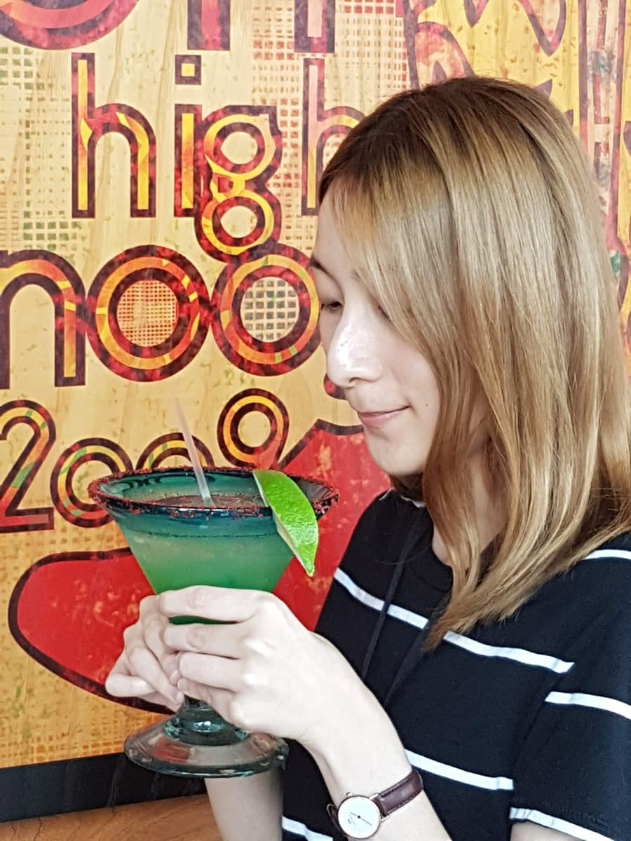餐桌就是我的足球場!這家美式餐廳推的「世足餐」竟能連線玩AR 餐桌就是我的足球場!這家美式餐廳推的「世足餐」竟能連線玩AR