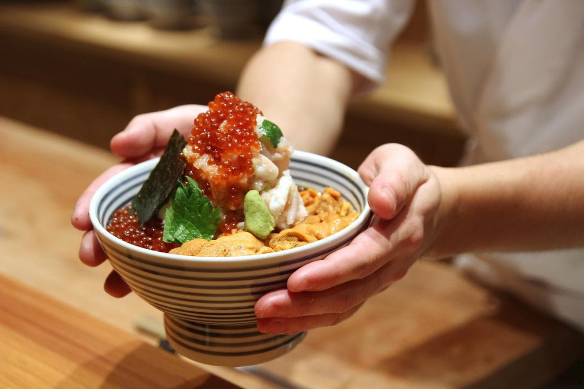 【新開店】這3天前100名半價!東京第一海鮮丼登台!超澎派鮭魚卵+雙倍海膽好吸睛 【新開店】這3天前100名半價!東京第一海鮮丼登台!超澎派鮭魚卵+雙倍海膽好吸睛