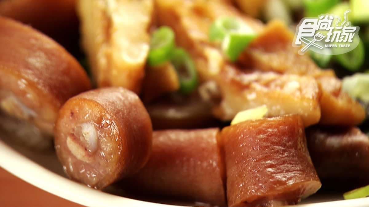 原來飯店員工下班消夜吃這間!粉腸 豬尾巴 麻辣鴨血每種都好想點 原來飯店員工下班消夜吃這間!粉腸 豬尾巴 麻辣鴨血每種都好想點