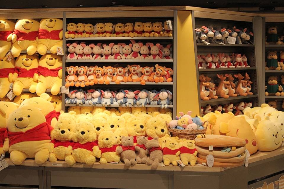 維尼粉絲朝聖!小熊維尼期間限定咖啡廳,吃「蜂蜜鬆餅」逛限定周邊紀念小物! 維尼粉絲朝聖!小熊維尼期間限定咖啡廳,吃「蜂蜜鬆餅」逛限定周邊紀念小物!