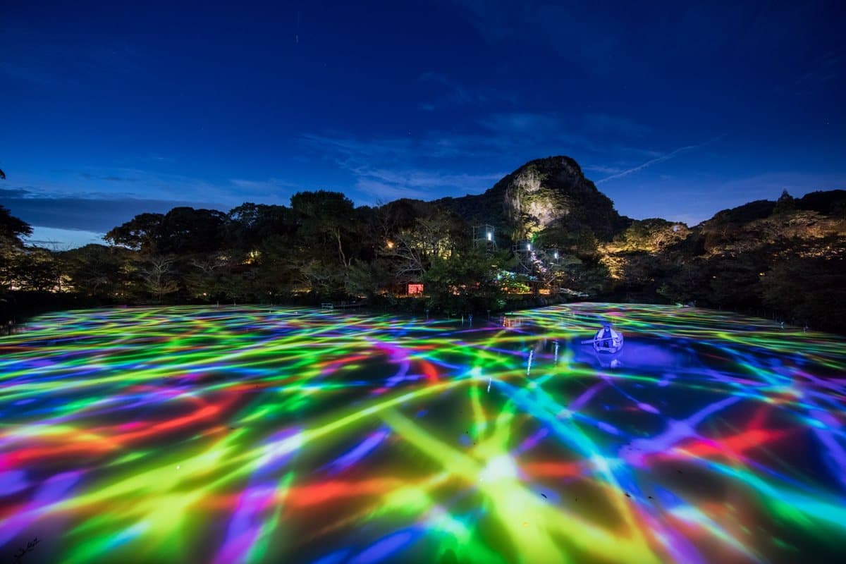 夏夜最美這一景!像走進宮崎駿動畫 18種「奇幻燈海」 IG美拍快衝 夏夜最美這一景!像走進宮崎駿動畫 18種「奇幻燈海」 IG美拍快衝