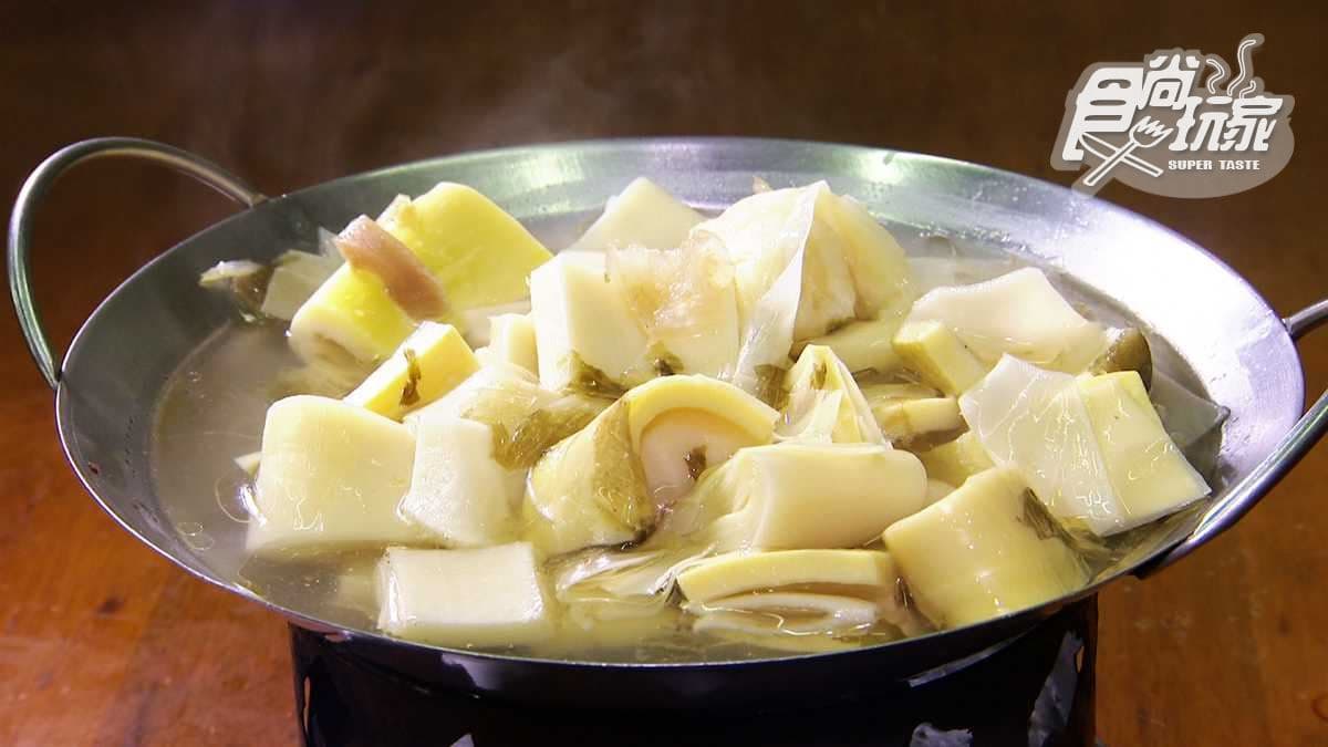 人氣百元鵝肉餐廳 涼拌豬肝、油雞桶飯、海水吳郭魚 就點滿一桌吧! 人氣百元鵝肉餐廳 涼拌豬肝、油雞桶飯、海水吳郭魚 就點滿一桌吧!