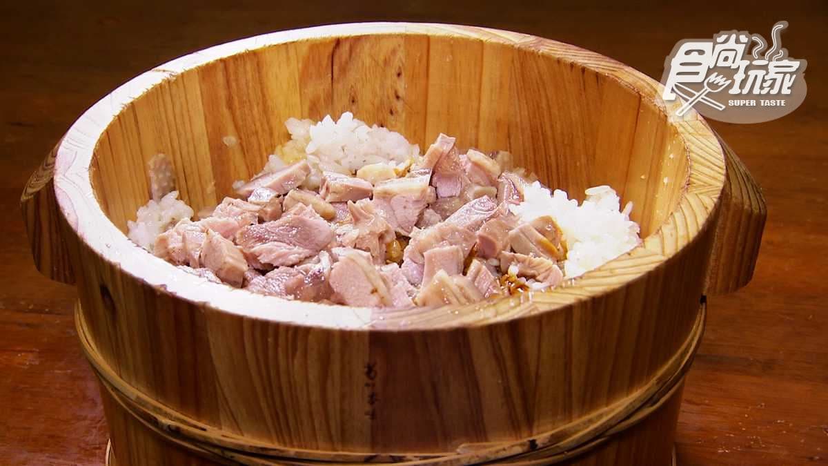 人氣百元鵝肉餐廳 涼拌豬肝、油雞桶飯、海水吳郭魚 就點滿一桌吧! 人氣百元鵝肉餐廳 涼拌豬肝、油雞桶飯、海水吳郭魚 就點滿一桌吧!