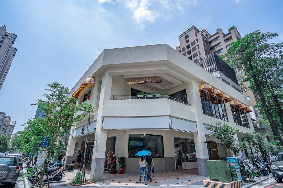 【新開店】巨大珍奶拍照沒!50嵐旗艦概念店 時尚酒吧風成IG景點 【新開店】巨大珍奶拍照沒!50嵐旗艦概念店 時尚酒吧風成IG景點
