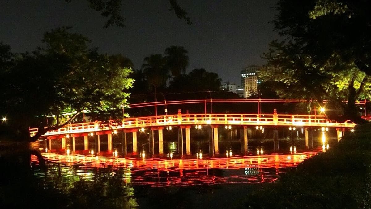 浪漫打卡點!日式喜鵲橋、湖中宮殿,免費七夕約會景點! 浪漫打卡點!日式喜鵲橋、湖中宮殿,免費七夕約會景點!