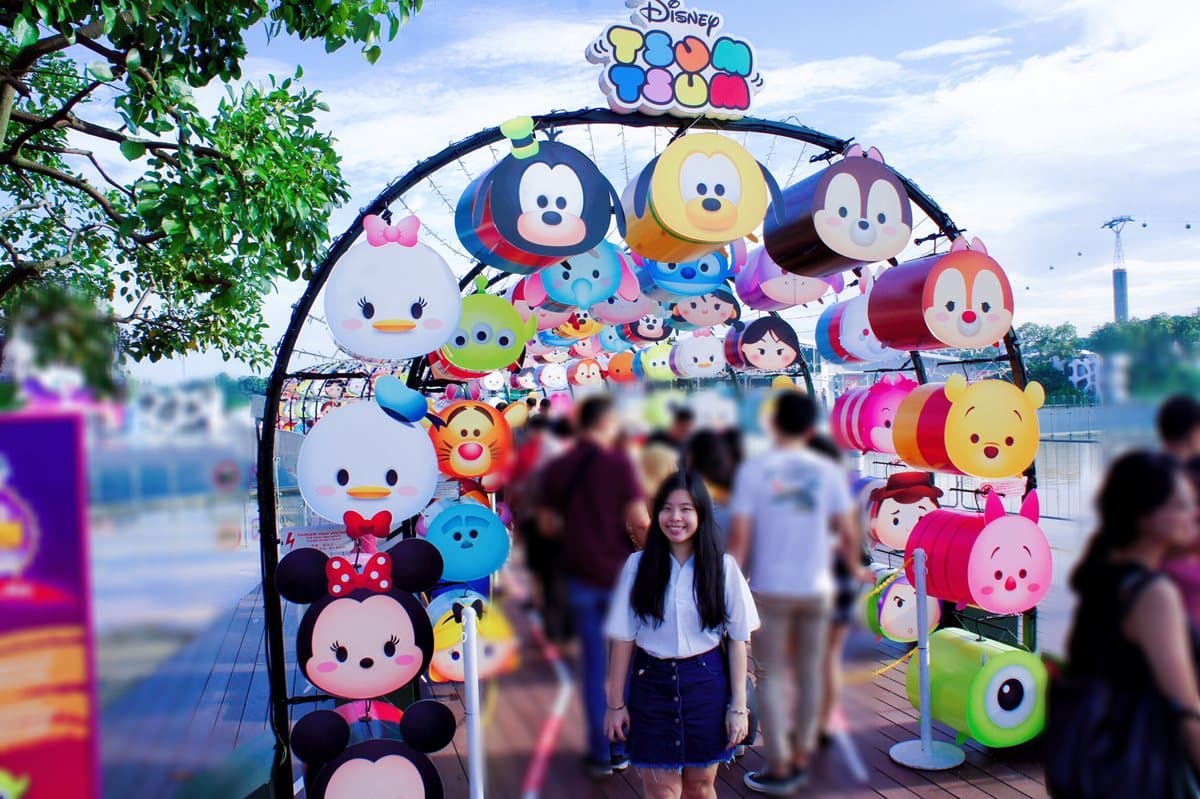 迪士尼控暴動囉!史上最萌「Tsum Tsum花燈展」 2000燈籠吸睛破表 迪士尼控暴動囉!史上最萌「Tsum Tsum花燈展」 2000燈籠吸睛破表