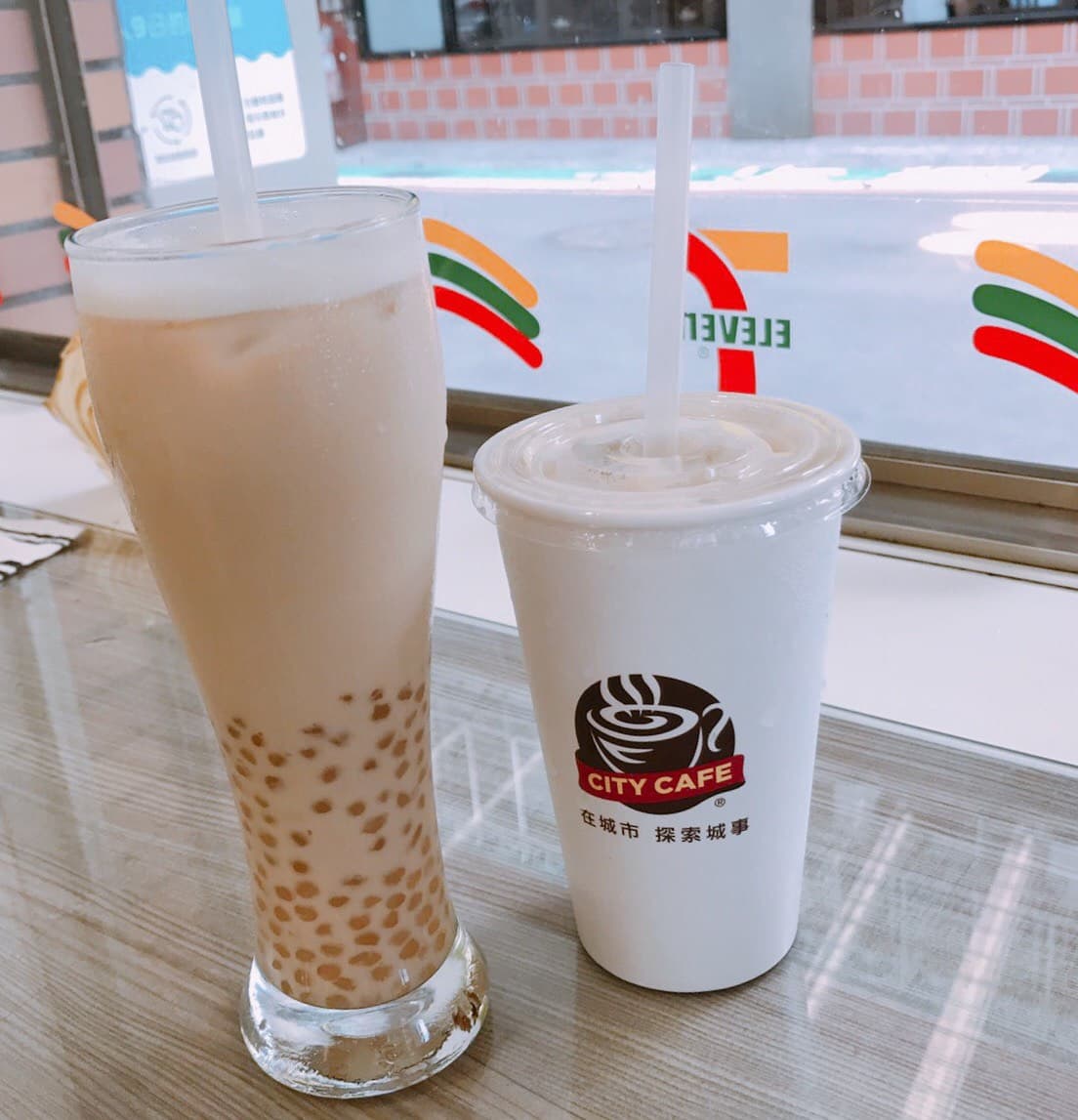 週六補班優惠!星巴克續杯「7折」,全台12間冰飲「買一送一」 週六補班優惠!星巴克續杯「7折」,全台12間冰飲「買一送一」