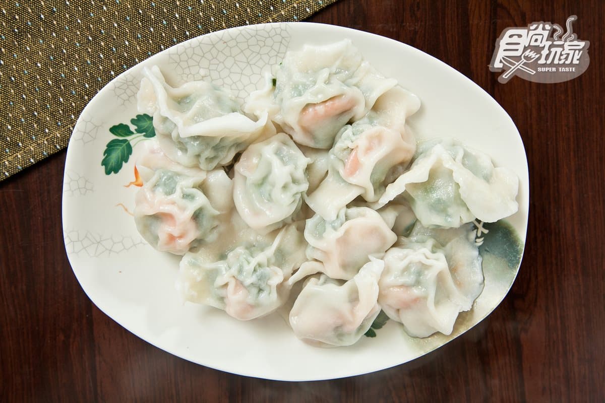 到基隆別只吃廟口!老饕點名這4家:胡天蘭按讚水餃、季節限定牛蟹麵、隱藏版豬腳麵 到基隆別只吃廟口!老饕點名這4家:胡天蘭按讚水餃、季節限定牛蟹麵、隱藏版豬腳麵
