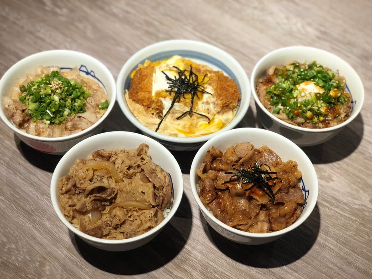比日本還便宜20元!日本平價丼飯「松屋」登台,必吃「牛肉飯」「炸豬排定食」 比日本還便宜20元!日本平價丼飯「松屋」登台,必吃「牛肉飯」「炸豬排定食」