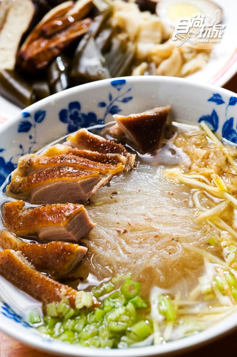 10月限定!賞世界級奇觀「國慶鳥飛行秀」+周邊5家超人氣美食:祕醬鴨肉冬粉、40年綠豆饌 10月限定!賞世界級奇觀「國慶鳥飛行秀」+周邊5家超人氣美食:祕醬鴨肉冬粉、40年綠豆饌