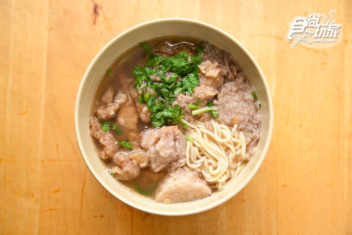 「鹹香」芋頭讓人口水直流!老饕最愛:米其林級芋泥香酥鴨、半小時完售芋頭粥、快失傳的芋蔥 「鹹香」芋頭讓人口水直流!老饕最愛:米其林級芋泥香酥鴨、半小時完售芋頭粥、快失傳的芋蔥
