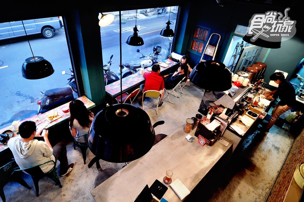 台南5家美拍老屋下午茶:千層蛋糕配夢幻花藝、百年木屋1秒到京都、天井屋頂魚兒優游 台南5家美拍老屋下午茶:千層蛋糕配夢幻花藝、百年木屋1秒到京都、天井屋頂魚兒優游