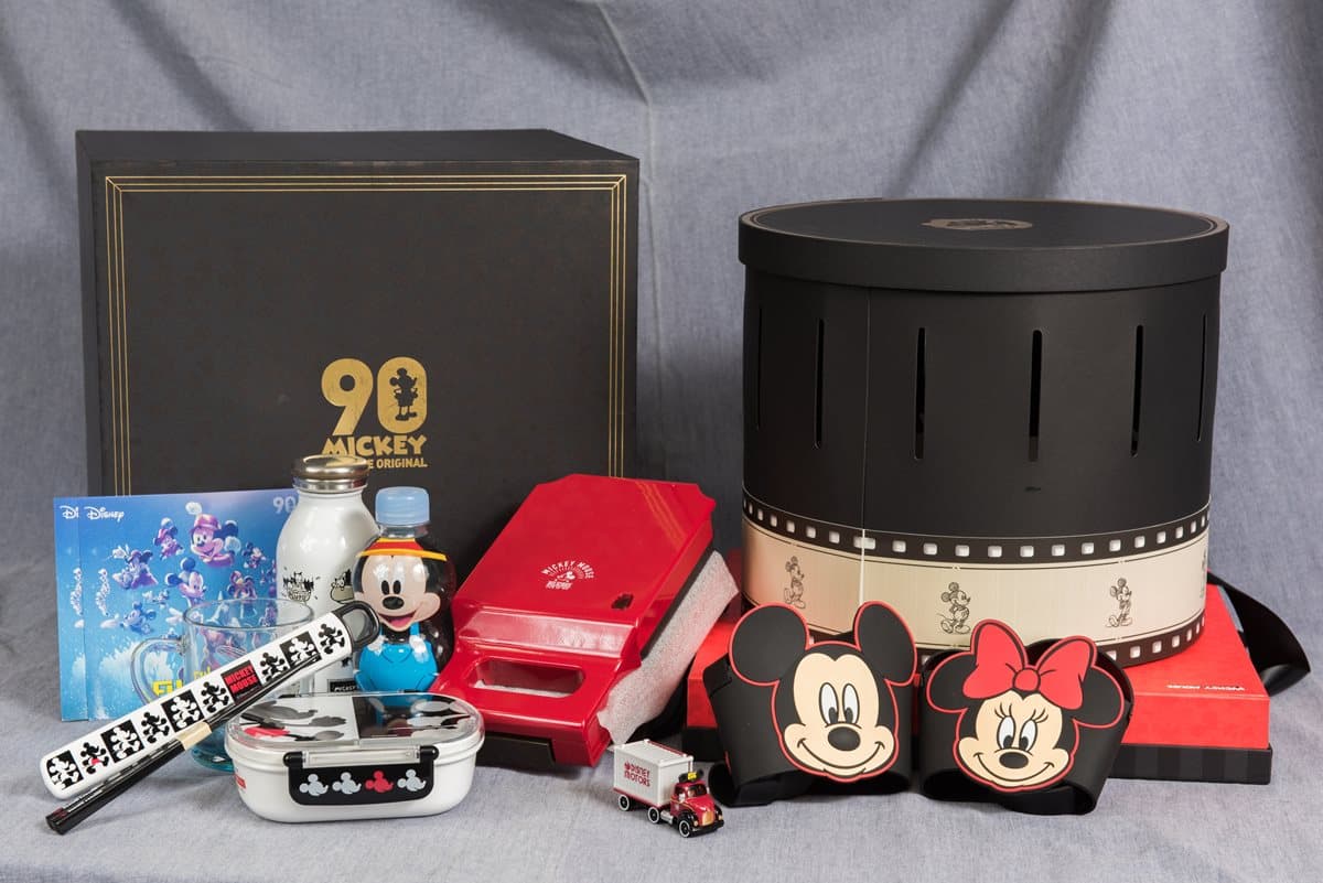 【抽獎】迪士尼粉瘋狂!歡慶米奇90周年,台灣7家品牌推聯名商品 【抽獎】迪士尼粉瘋狂!歡慶米奇90周年,台灣7家品牌推聯名商品