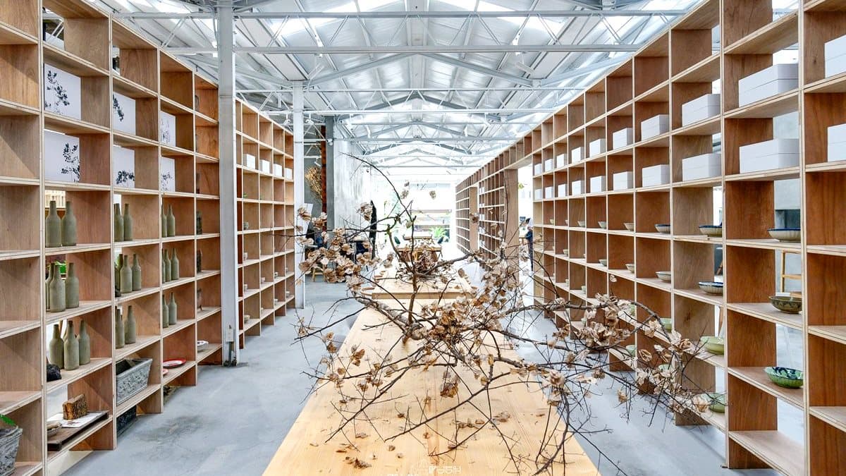 嘉義最新打卡餐廳!這間圖書館沒有書 館藏居然是「空氣」? 嘉義最新打卡餐廳!這間圖書館沒有書 館藏居然是「空氣」?