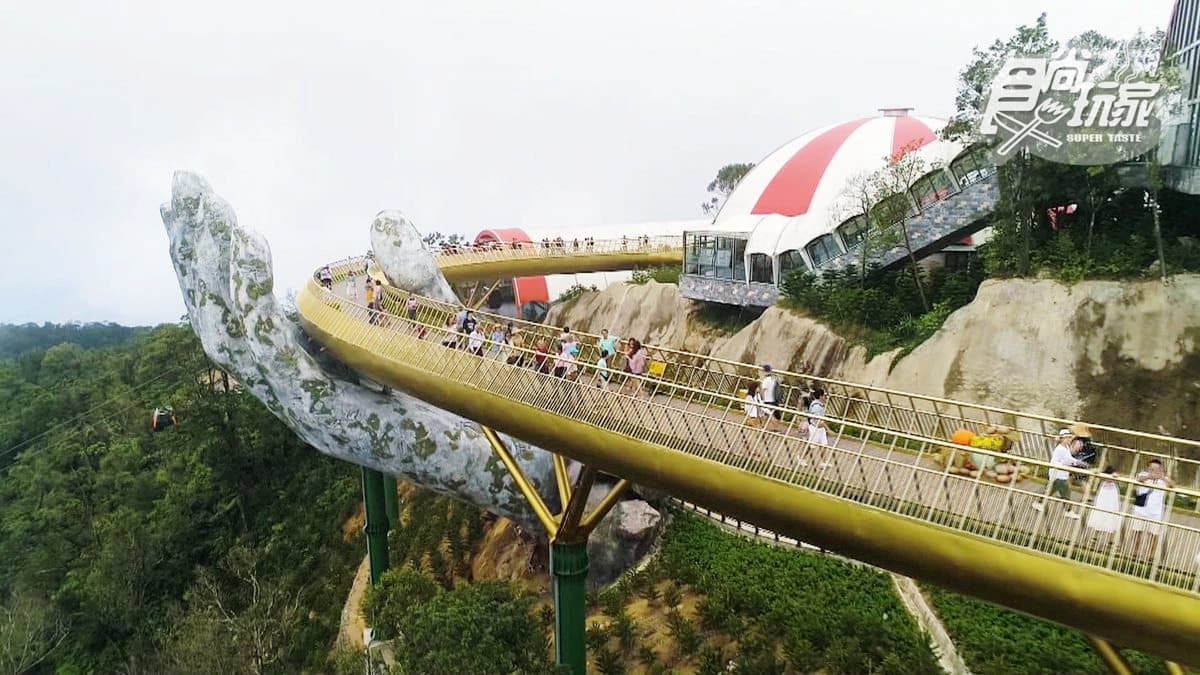 新打卡熱點!最狂天空步道「巨手托橋」,好像走入仙境 新打卡熱點!最狂天空步道「巨手托橋」,好像走入仙境