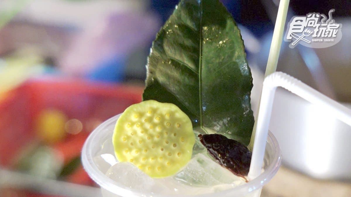 週六日晚上限定!看橋上龍頭噴水秀+夜市喝蓮花草本飲 週六日晚上限定!看橋上龍頭噴水秀+夜市喝蓮花草本飲