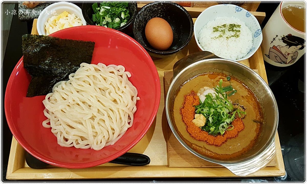 155元吃帝王蟹!這家台中拉麵玩好大!首創「拉麵高湯+蒸籠」!口味超鮮美 155元吃帝王蟹!這家台中拉麵玩好大!首創「拉麵高湯+蒸籠」!口味超鮮美