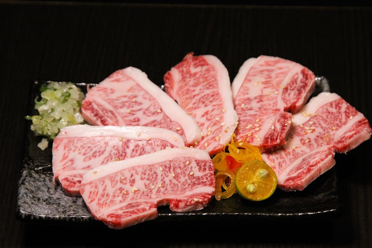 新北耶誕城「最強4家消夜」:燒肉居酒屋、金門牛肉鍋、和牛吃到飽、七龍蝦鍋 新北耶誕城「最強4家消夜」:燒肉居酒屋、金門牛肉鍋、和牛吃到飽、七龍蝦鍋