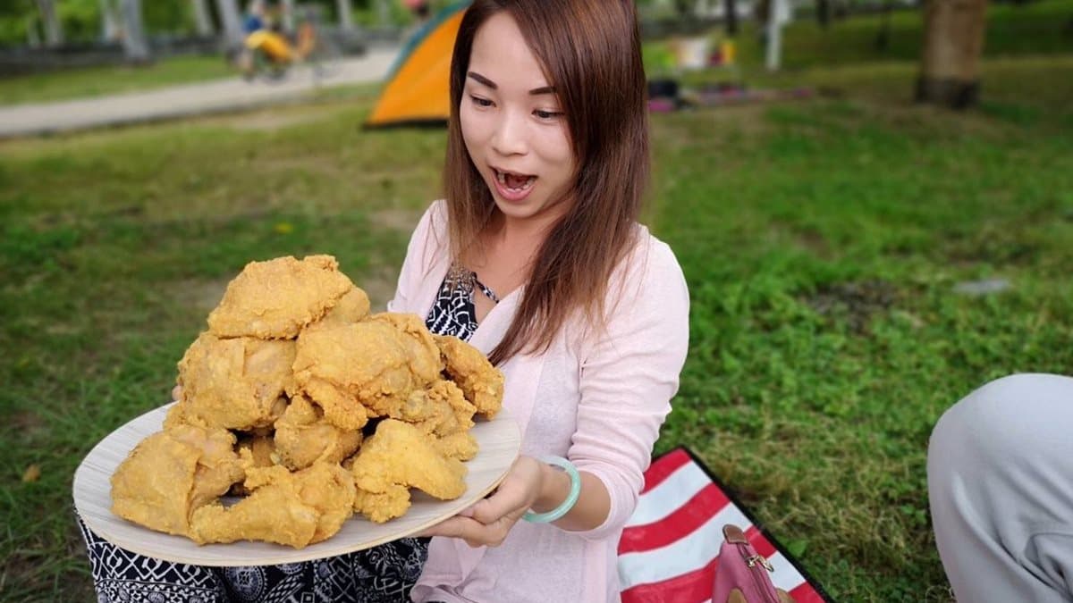 台中美食就是狂!16塊炸雞只賣299 再送4萬元金條 台中美食就是狂!16塊炸雞只賣299 再送4萬元金條