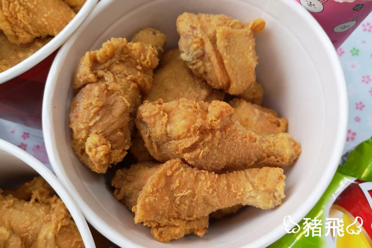 台中美食就是狂!16塊炸雞只賣299 再送4萬元金條 台中美食就是狂!16塊炸雞只賣299 再送4萬元金條