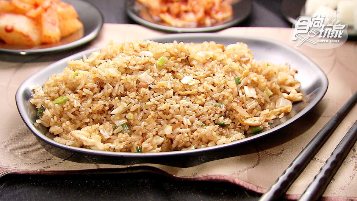 小鮮肉賣消夜好吸睛!平價「蒲燒鯛油飯」份量直逼辦桌等級 小鮮肉賣消夜好吸睛!平價「蒲燒鯛油飯」份量直逼辦桌等級