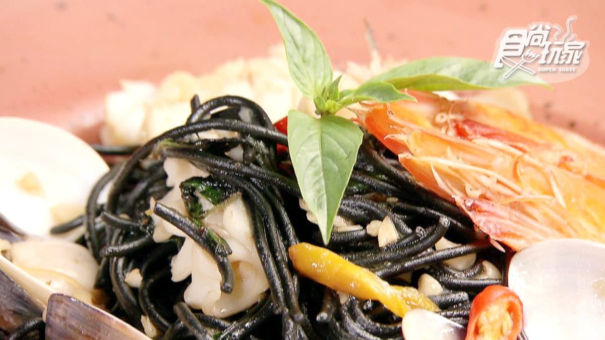 森林系泰式料理店超美拍!冬蔭宮配上Q彈清邁麵,不嗜辣也能吃 森林系泰式料理店超美拍!冬蔭宮配上Q彈清邁麵,不嗜辣也能吃