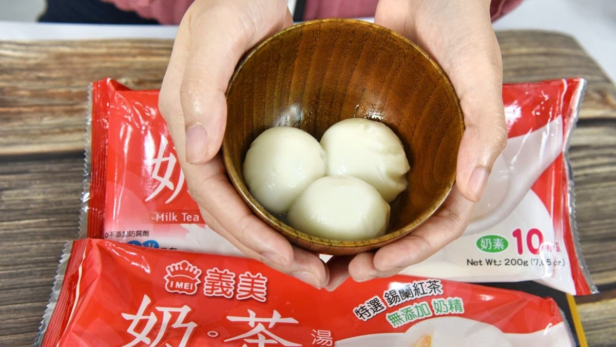 極致!珍珠奶茶狂品再一發!包進這食物裡還可以「用喝的」 極致!珍珠奶茶狂品再一發!包進這食物裡還可以「用喝的」