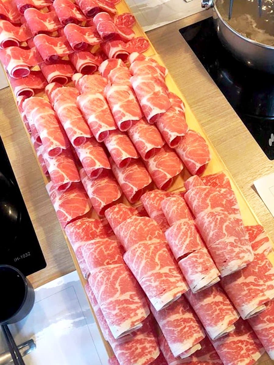 IG超人氣大分量肉盤火鍋這3家→第3家100盎司拼盤挑戰大胃王 IG超人氣大分量肉盤火鍋這3家→第3家100盎司拼盤挑戰大胃王
