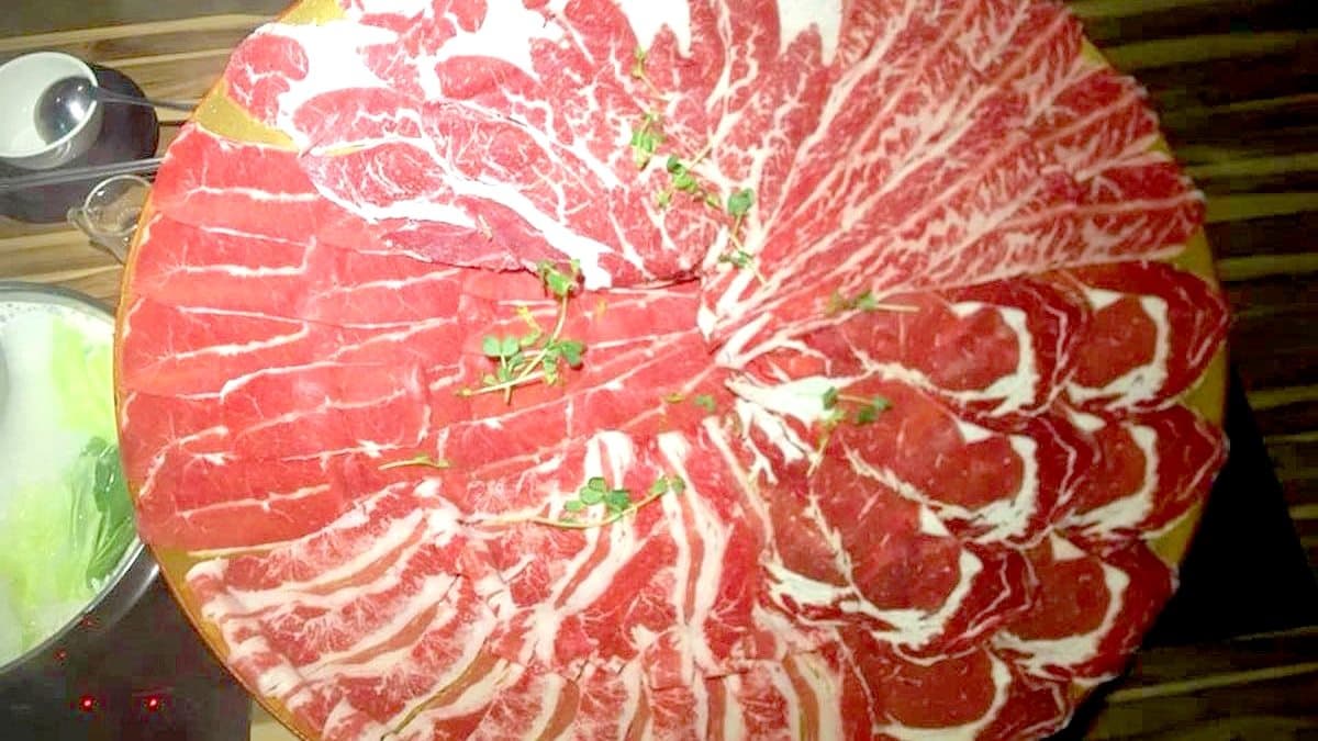 IG超人氣大分量肉盤火鍋這3家→第3家100盎司拼盤挑戰大胃王 IG超人氣大分量肉盤火鍋這3家→第3家100盎司拼盤挑戰大胃王