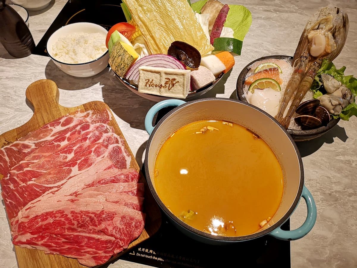 【新開店】最美鍋物!台中超夯網美店北上插旗,必吃「紅酒牛奶鍋、花雕雞鍋」 【新開店】最美鍋物!台中超夯網美店北上插旗,必吃「紅酒牛奶鍋、花雕雞鍋」