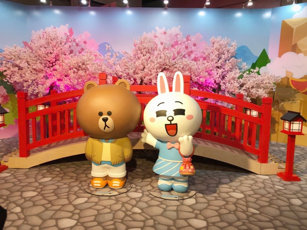 「LINE世界巡迴展」開展囉 必拍3.5公尺「純白系熊大」+周邊必買Top 5 「LINE世界巡迴展」開展囉 必拍3.5公尺「純白系熊大」+周邊必買Top 5