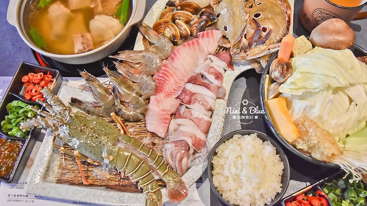 【新開店】炒土雞肉成鍋底!霸氣「無敵海景鍋」、滿滿肉山 吃到好厭世 【新開店】炒土雞肉成鍋底!霸氣「無敵海景鍋」、滿滿肉山 吃到好厭世