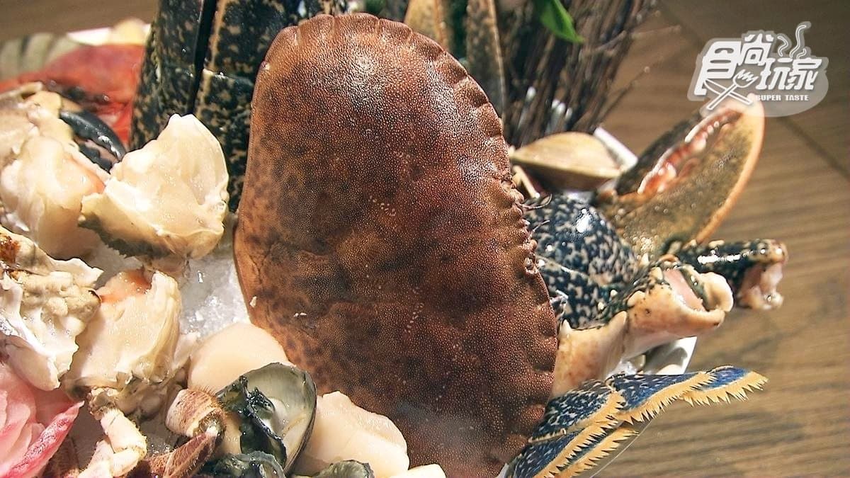 網路零負評!這家火鍋必吃麵包蟹、法國藍龍蝦、「六色蝦」,每一口都鮮甜 網路零負評!這家火鍋必吃麵包蟹、法國藍龍蝦、「六色蝦」,每一口都鮮甜