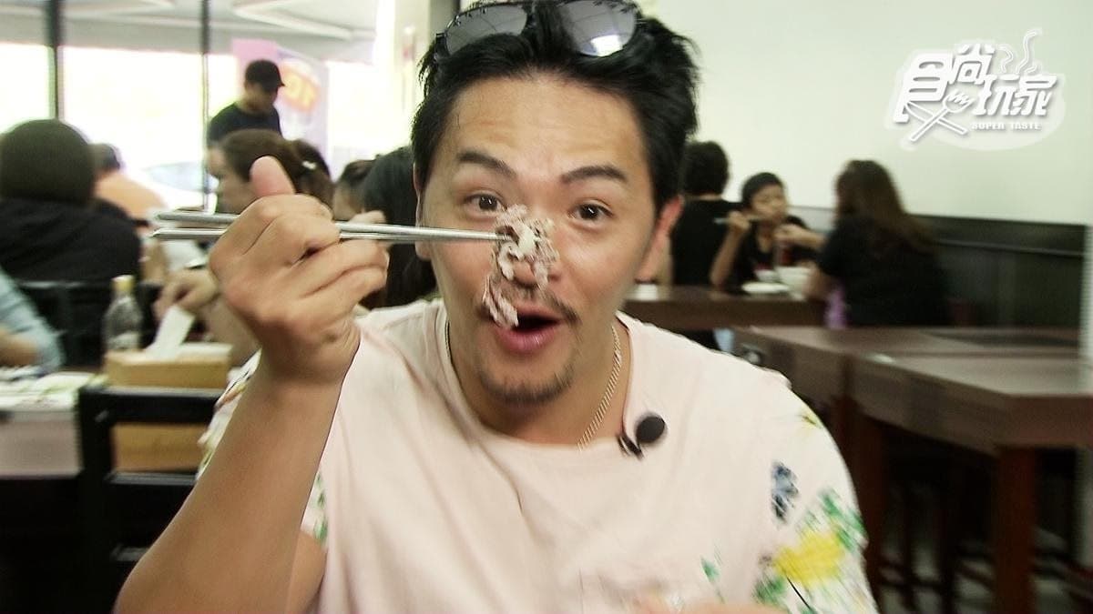 台南在地人激推!80年老店溫體牛肉湯,配肉燥飯牛肉加到爽 台南在地人激推!80年老店溫體牛肉湯,配肉燥飯牛肉加到爽