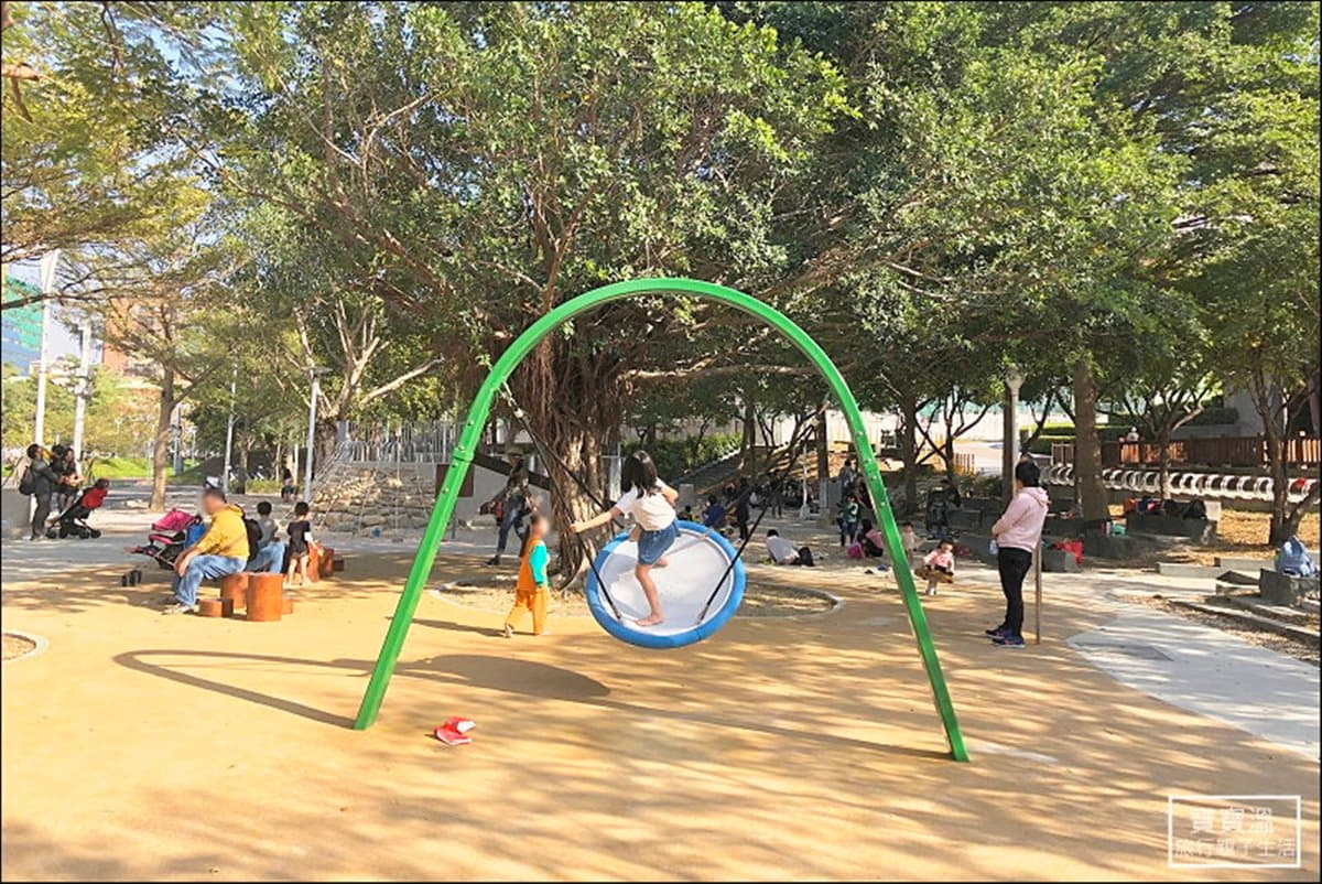 木珠溜滑梯、衝浪鞦韆 台中最新親子公園「12項體驗」闖關有點難 木珠溜滑梯、衝浪鞦韆 台中最新親子公園「12項體驗」闖關有點難