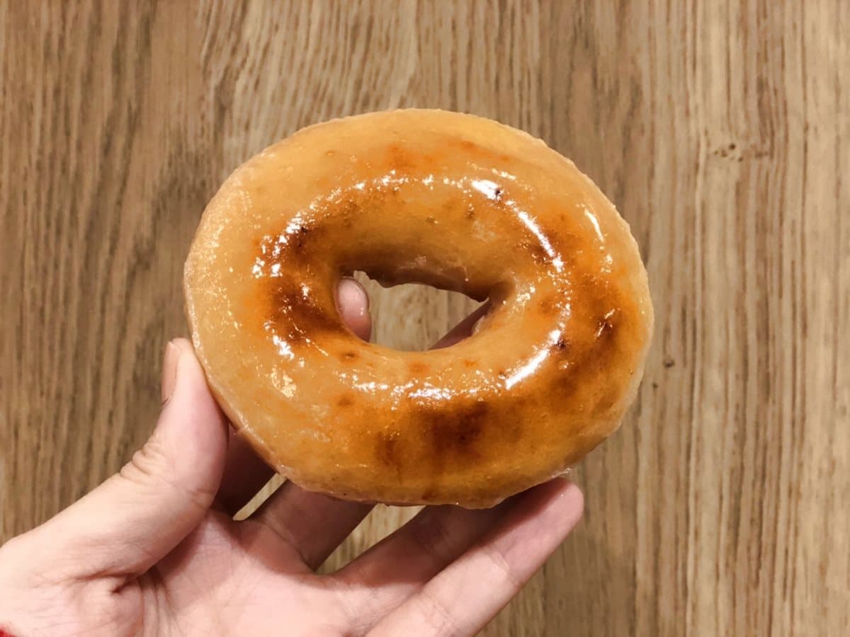 只賣13天!Krispy Kreme「香烤布蕾甜甜圈」強勢回歸,甜點控快衝 只賣13天!Krispy Kreme「香烤布蕾甜甜圈」強勢回歸,甜點控快衝