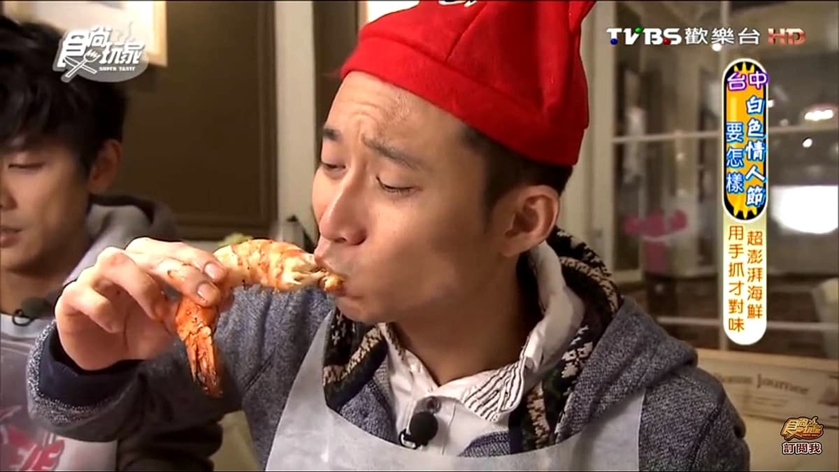 超有哏美式餐廳!「手抓海鮮」有整隻帝王蟹,還有Pizza上演火焰秀 超有哏美式餐廳!「手抓海鮮」有整隻帝王蟹,還有Pizza上演火焰秀
