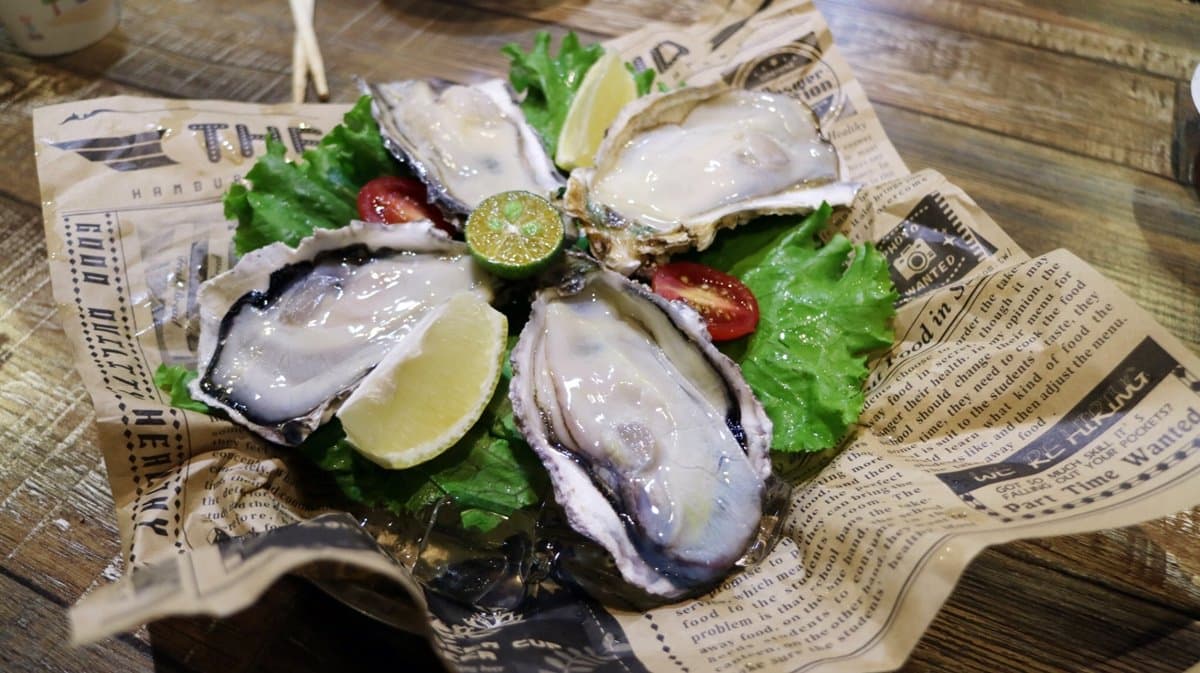 【新開店】海鮮控收口袋!超澎湃「燒烤生蠔、焗烤龍蝦」開幕一人送一顆生蠔 【新開店】海鮮控收口袋!超澎湃「燒烤生蠔、焗烤龍蝦」開幕一人送一顆生蠔