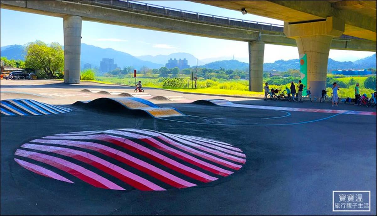 小小越野車手這裡玩!無料「兒童越野單車體驗場」平衡感大挑戰 小小越野車手這裡玩!無料「兒童越野單車體驗場」平衡感大挑戰