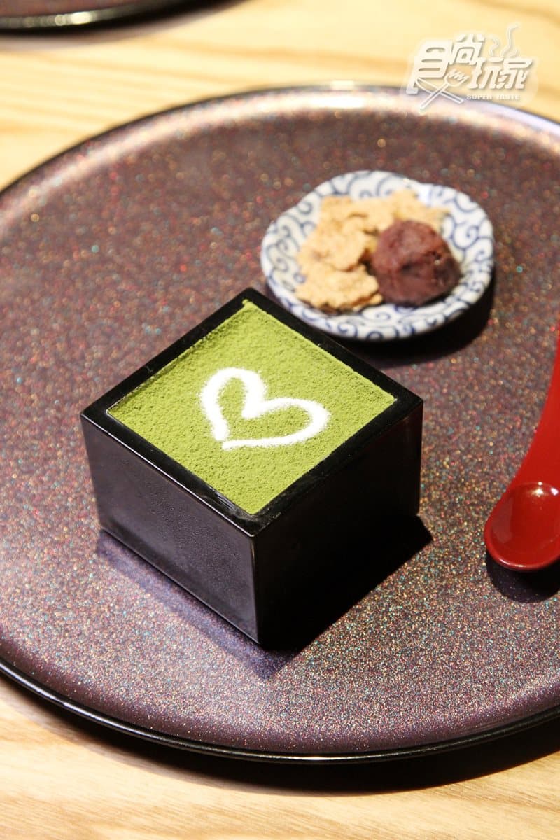 情人節「買一送一」!「珠寶盒海鮮丼」推炙燒新吃法,全球獨賣 情人節「買一送一」!「珠寶盒海鮮丼」推炙燒新吃法,全球獨賣