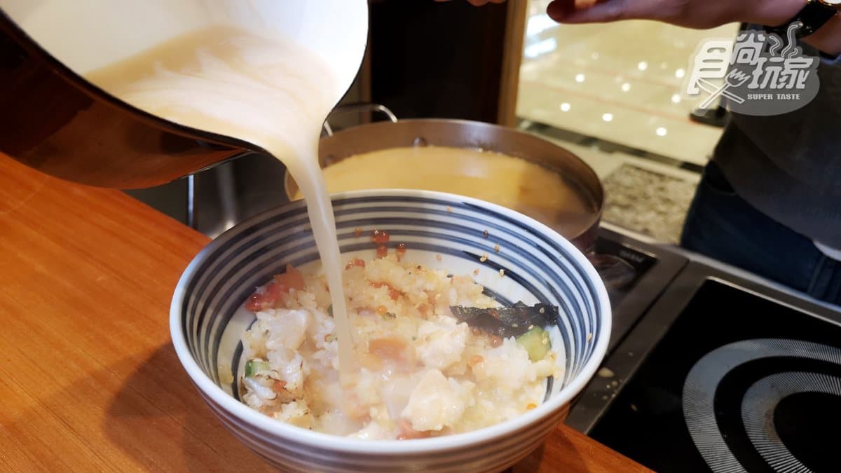 情人節「買一送一」!「珠寶盒海鮮丼」推炙燒新吃法,全球獨賣 情人節「買一送一」!「珠寶盒海鮮丼」推炙燒新吃法,全球獨賣