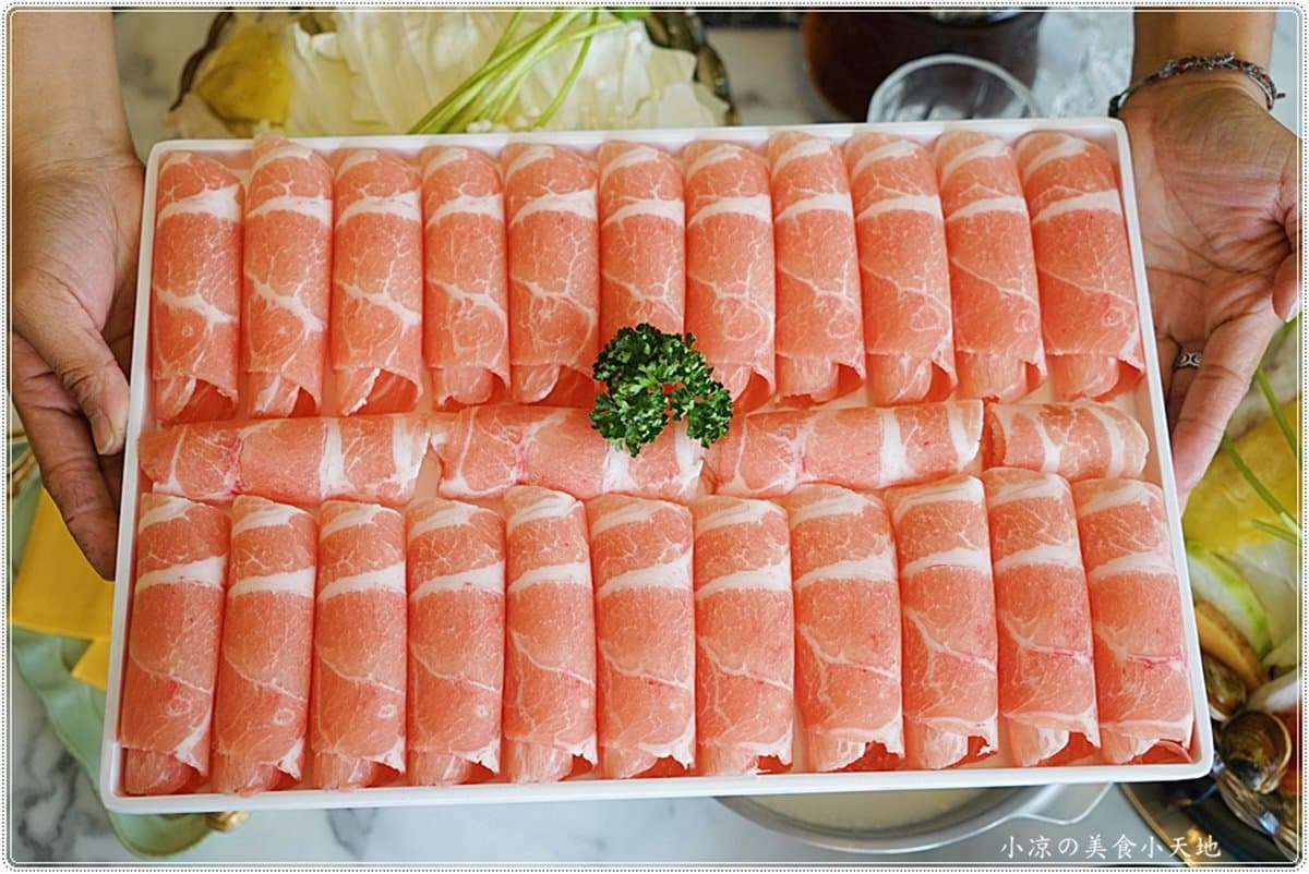 【新開店】超好拍!台中華麗「鳥籠火鍋」 復古Tiffany藍成亮點 【新開店】超好拍!台中華麗「鳥籠火鍋」 復古Tiffany藍成亮點