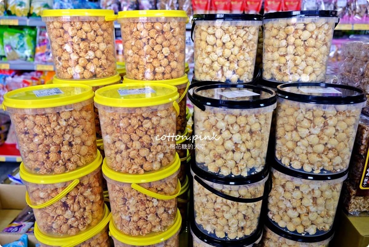 抱整箱才過癮!台中「零食批發天堂」,千種商品對折流血價 抱整箱才過癮!台中「零食批發天堂」,千種商品對折流血價
