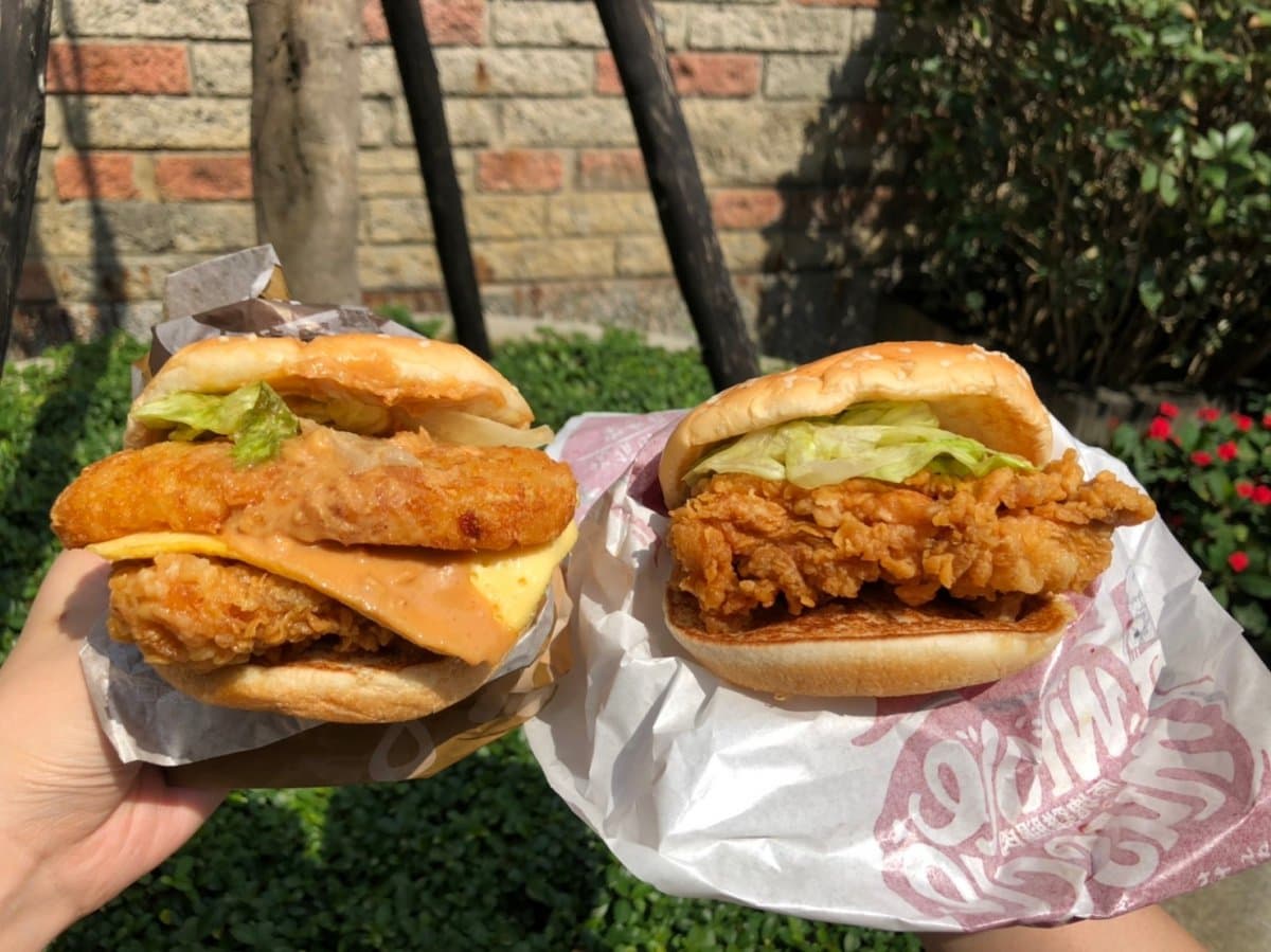 邪「餓」花生來了!肯德基激夯「花生熔岩咔啦雞腿堡」,這次全台都吃得到 邪「餓」花生來了!肯德基激夯「花生熔岩咔啦雞腿堡」,這次全台都吃得到
