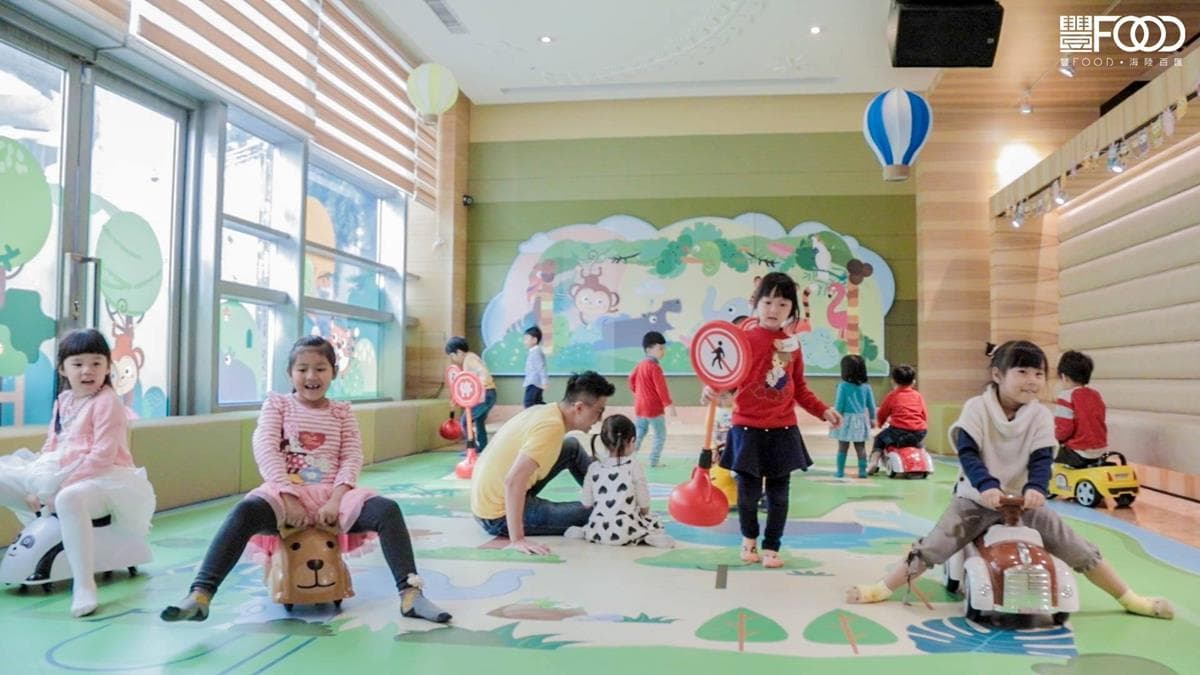 兒童免費!200道料理「豐FOOD」Buffet吃到飽,父母超愛「小孩遊樂區」 兒童免費!200道料理「豐FOOD」Buffet吃到飽,父母超愛「小孩遊樂區」
