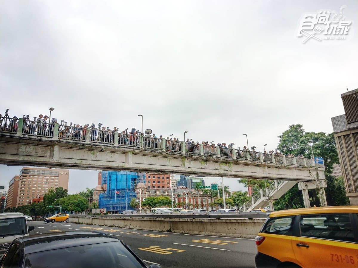 今天開始!台北版「曼哈頓懸日」,峨眉街、忠孝西路限時20分鐘搶拍 今天開始!台北版「曼哈頓懸日」,峨眉街、忠孝西路限時20分鐘搶拍