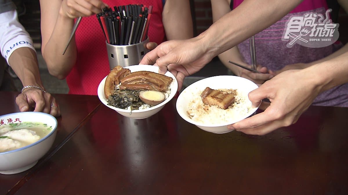 基隆在地人才知!70年焢肉飯有加祕密武器,豆干包配乾冬粉才內行 基隆在地人才知!70年焢肉飯有加祕密武器,豆干包配乾冬粉才內行